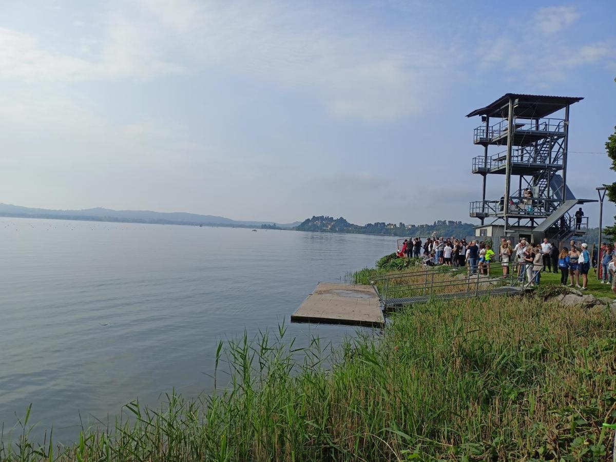 가비라테 Tramonto Al Lago 아파트 외부 사진