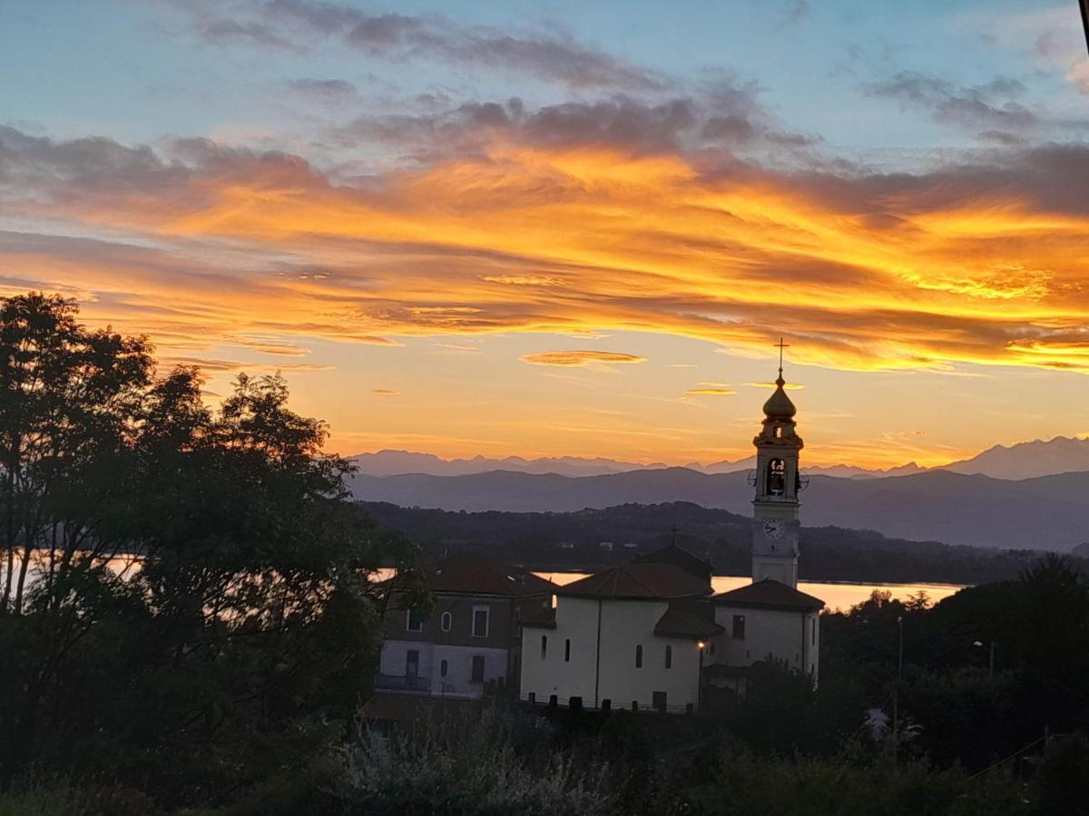 가비라테 Tramonto Al Lago 아파트 외부 사진